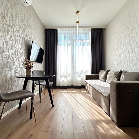 Kador Home Hotel Downtown Kiev Quarto foto